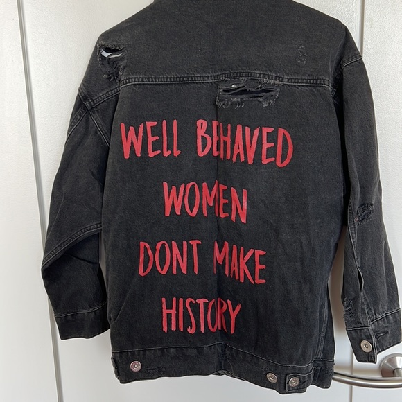 Black Oversized Jean Jacket - Picture 3 of 3